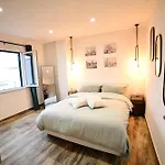 Isula Seaview *