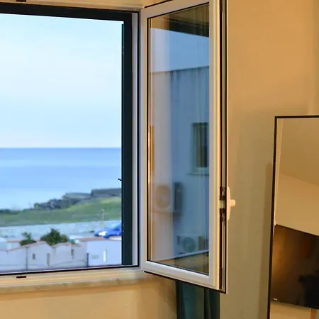 Isula Seaview